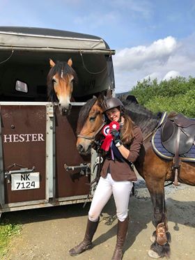 36200302_1989718221038878_314640039860502528_n